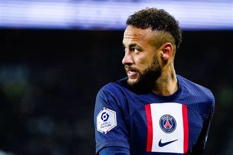 Manchester United Suffer Neymar Blow As Rivals Enter Race And More Transfer Rumours