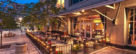 Dining | Hotels near SLC Airport | Marriott Salt Lake City