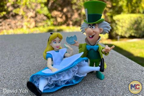 Super7 Disney Ultimates Wave 2 Figure Review Micechat Alice In Wonderland 44 Micechat