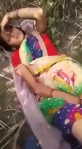 Desi Sexy Woman Showing Pussy Boobs In Birth Gusol Video