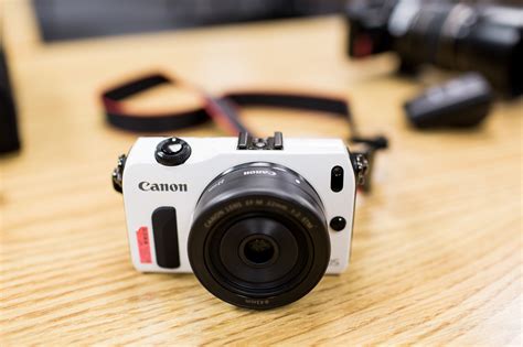 Canon Might Introduce A New Eos M Mirrorless Camera In