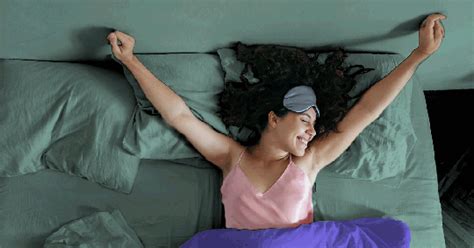 Benefits Of Sleeping On Your Back And How To Train Yourself To Do It