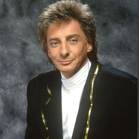 Pin De Debbie Becerra En Barry Manilow Cantantes