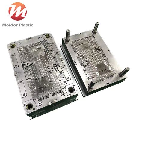 Custom Made Plastic Injection Parts For Auto Industry Food Grade