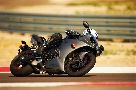 Yamaha R Iamabiker Everything Motorcycle