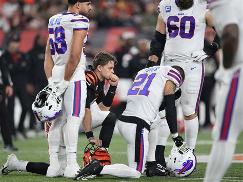 Buffalo Bills player is in critical condition after collapsing in game ...