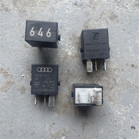 Lot Of Genuine Oem H C Volkswagen Relay Vw Audi Porsche Ebay