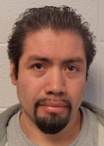 Jorge Aparicio Torres Sex Offender In Unknown IL ILX17A2291