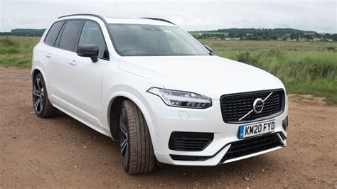 Volvo XC90 Hybrid review: we test drive the family-friendly car on a ...