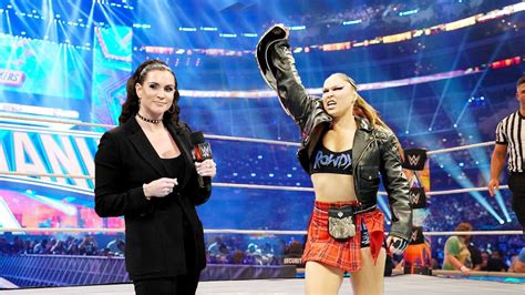 Ronda Rousey vs. Stephanie McMahon WWE Full HD match - YouTube