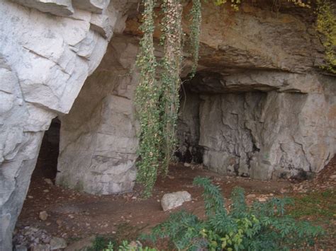 Grottes De La Falouse Guidevoyageur Fr