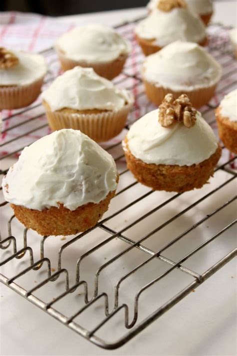 Möhren Cupcakes mit Frischkäse Topping DAS LEBEN IST SÜSS Desserts