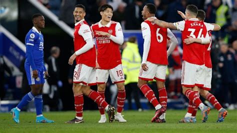 Premier League Arsenal Maintain Lead Manchester City Thrash Bournemouth Firstpost