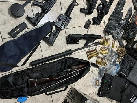 Pf Apreende Cerca De 13 Tonelada De Cocaína Armas E Munições — Polícia Federal