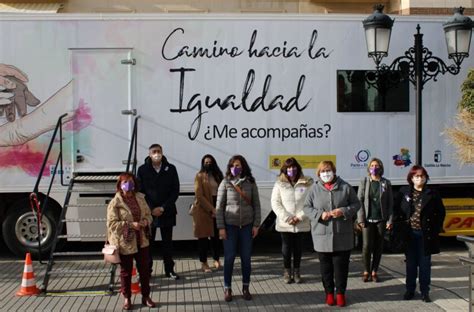 El Gobierno de CLM respalda la campaña Camino hacia la igualdad de