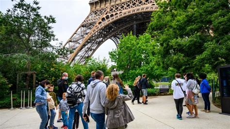 Visiting the Eiffel Tower - OFFICIAL Eiffel Tower Website