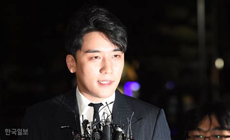 Police Probe Allegation Singer Shared Sex Videos In Seungris Chat Room