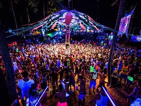 Halfmoon Festival The Half Moon Party Is The Second Biggest Party On Koh Phangan And It Takes