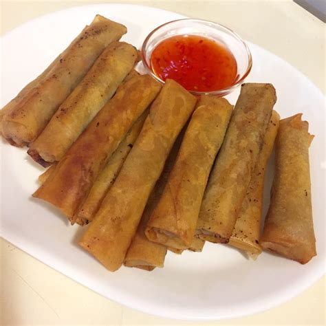 Filipino Beef Lumpia