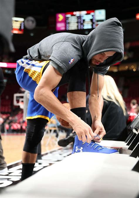 Warriors Stephen Curry Suffers Broken Left Hand Vs Suns