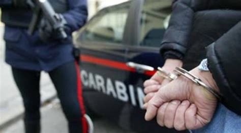 Rapina In Supermercato Montesilvano Due Arresti Cronaca Pescara