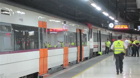 Nuevas Incidencias En Rodalies La R Se Queda Sin Servicio Por Una