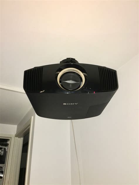 Sold Fs Sony Vpl Vw Es K Sxrd Home Theatre Projector Hi Fi And