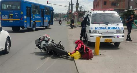 Grave accidente en Bogotá por motociclista que atropelló a peatón