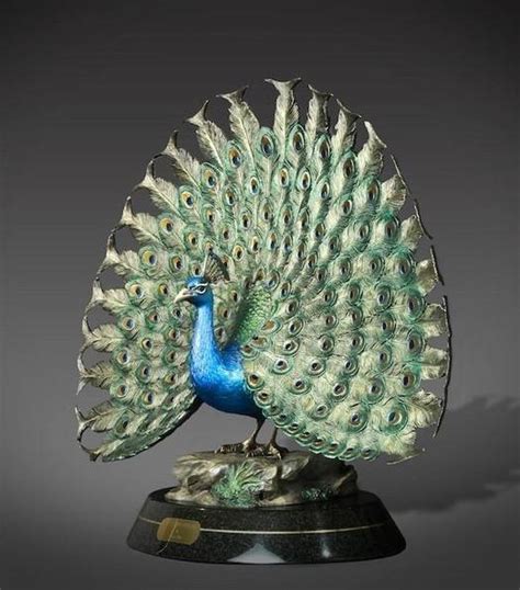 Peacock Statue : r/peacocks