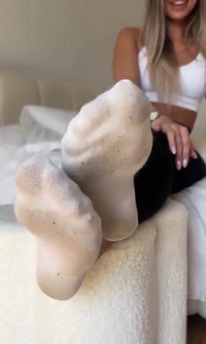 Blonde Gym Socks ThisVid