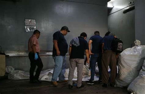 Medicina Forense Concluye Proceso De Autopsia De Los 46 Cuerpos