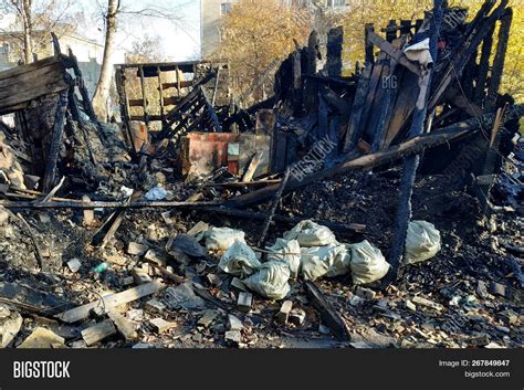 Burned Down House, Image & Photo (Free Trial) | Bigstock