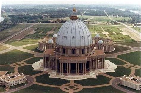 Basilica of Our Lady of Peace: The largest Church in the world - Travel ...