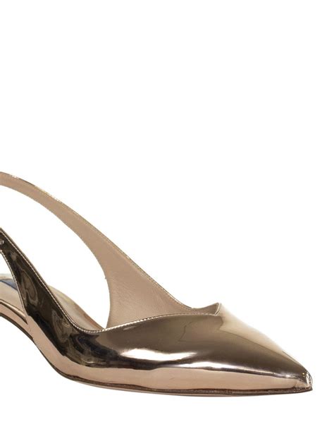 Court shoes Stuart Weitzman - Edith mirror effect gold slingbacks - ZL76720