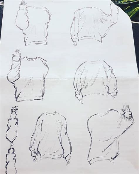 Sketching of clothes practice from @miyuliart awesome guidance and I'll ...