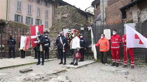 Crollo Della Torre Civica Di Pavia La Commemorazione La Provincia Pavese