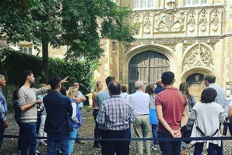 Cambridge | Alumni-Led Walking Tour w/opt Kings College Entry 2024