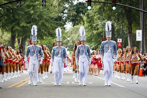 Homecoming Parade, Bonfire Return This Weekend in Tuscaloosa