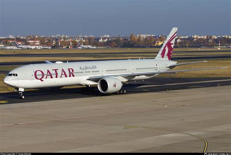 A7 BEB Qatar Airways Boeing 777 3DZER Photo By Tomas Milosch ID