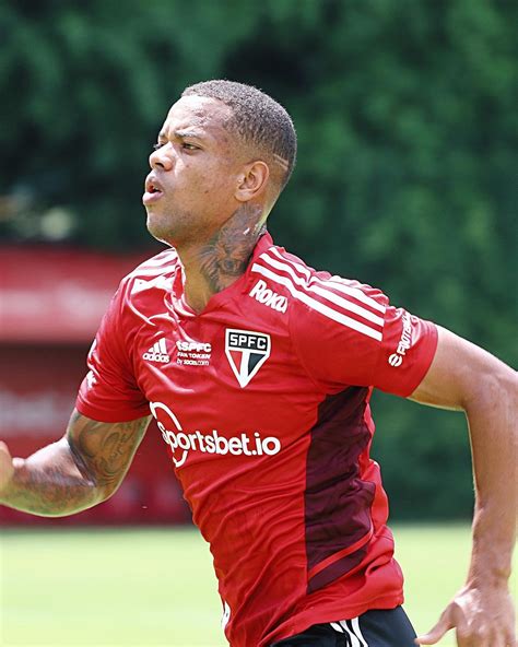 Escalação do São Paulo Arboleda enfrenta o Corinthians Caio Paulista