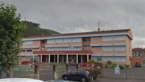 Cierran una nueva aula en Cantabria que tiene más de 200 alumnos