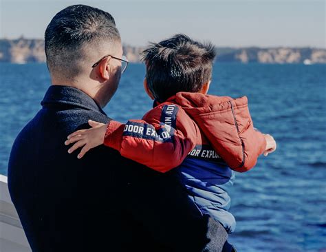 Whale Watching Sydney – Sydney's Best Whale Watching Cruises with more