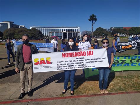 Representantes Do Sindicato E Aprovados No Ltimo Concurso Da Seedf V O