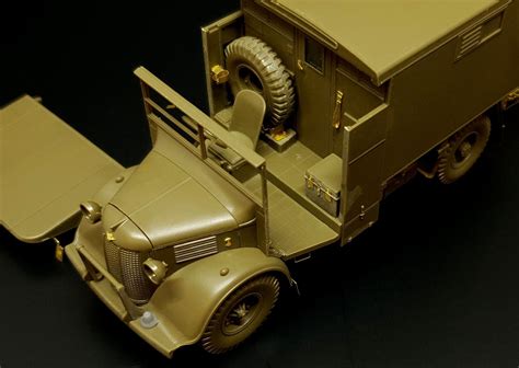 British 2 Ton 4x2 Ambulance Austin K2 For Tamiya HLJ