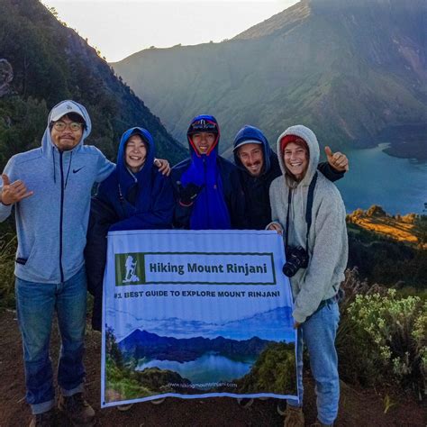 8 Days 7 Night (Mount Rinjani & Lombok Tour) - Hiking Mount Rinjani