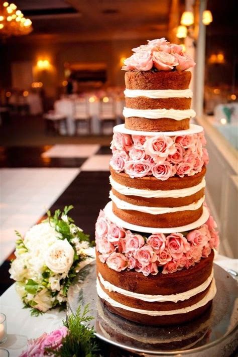 Mi boda en rosa La última tendencia en tartas naked cakes