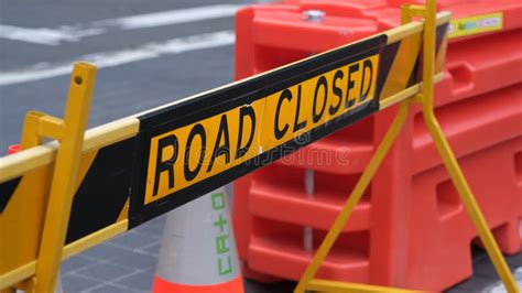 Road Closed Sign on a Street. Editorial Stock Image - Image of repair ...