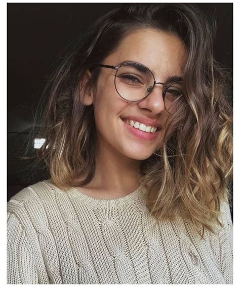 14 Wonderful Hairstyles That Look Cute With Glasses