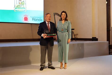 RONDA CONMEMORA EL DÍA DE ANDALUCÍA CON UNA GALA DONDE HA ENTREGADO