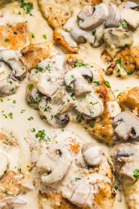 Creamy Mushroom Chicken With An Amazing Cream Sauce